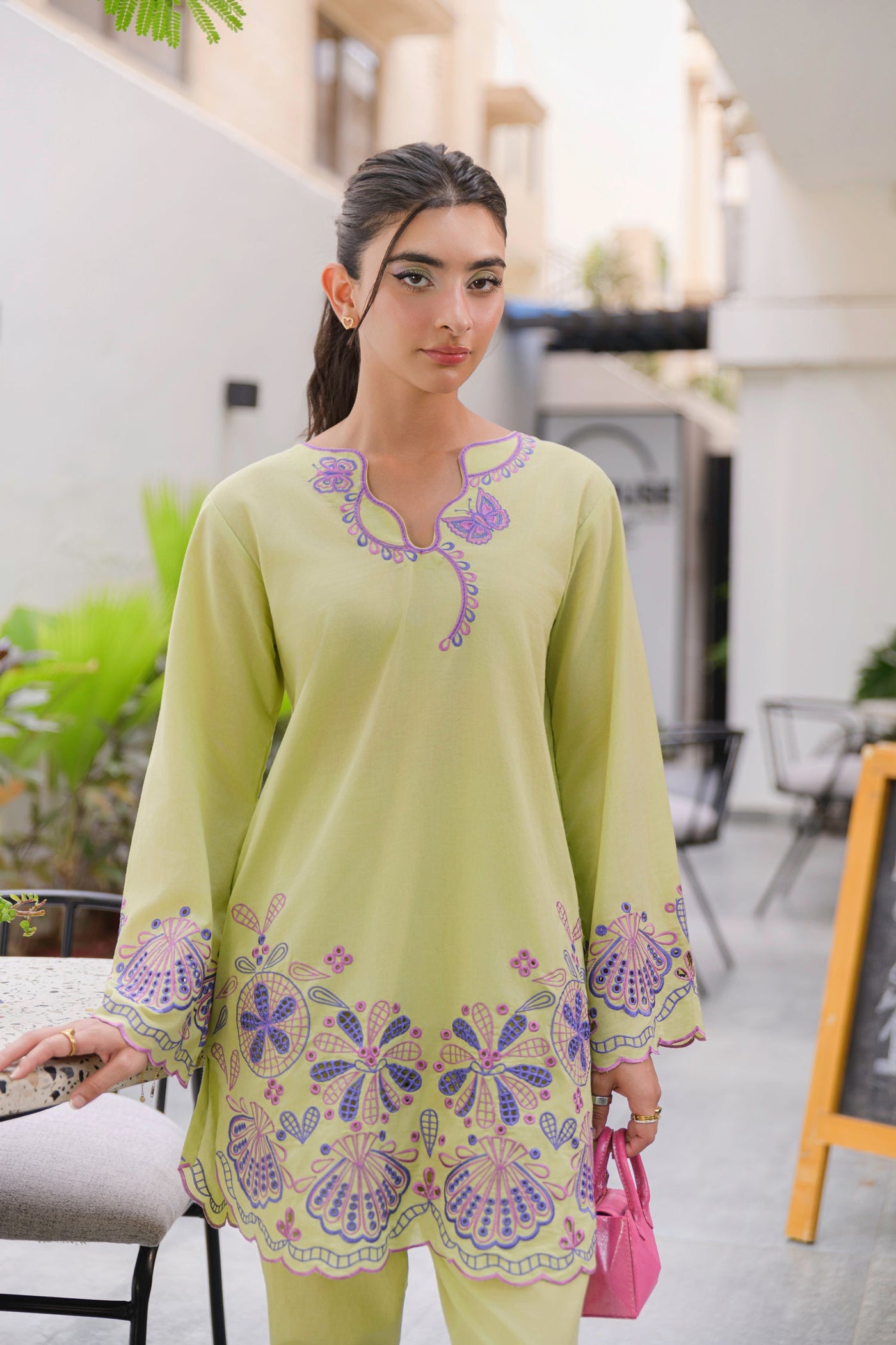 https://cdn.shopify.com/s/files/1/0645/9568/9628/files/DSC_1978_46232f4c-a5d1-4a19-a09f-0ee107d73585.jpg?v=1757939575