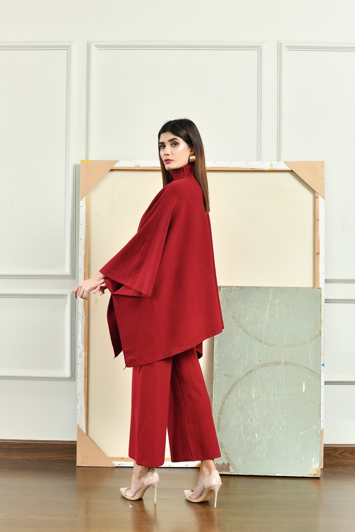 Lily Knitted Cape Rusty Red Separates