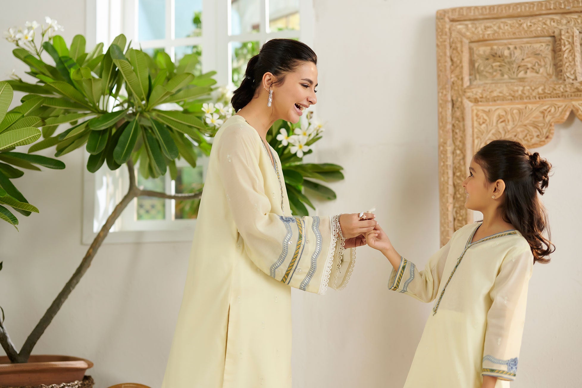 https://cdn.shopify.com/s/files/1/0587/3080/7460/products/DSC_2129.jpg?v=1736415383