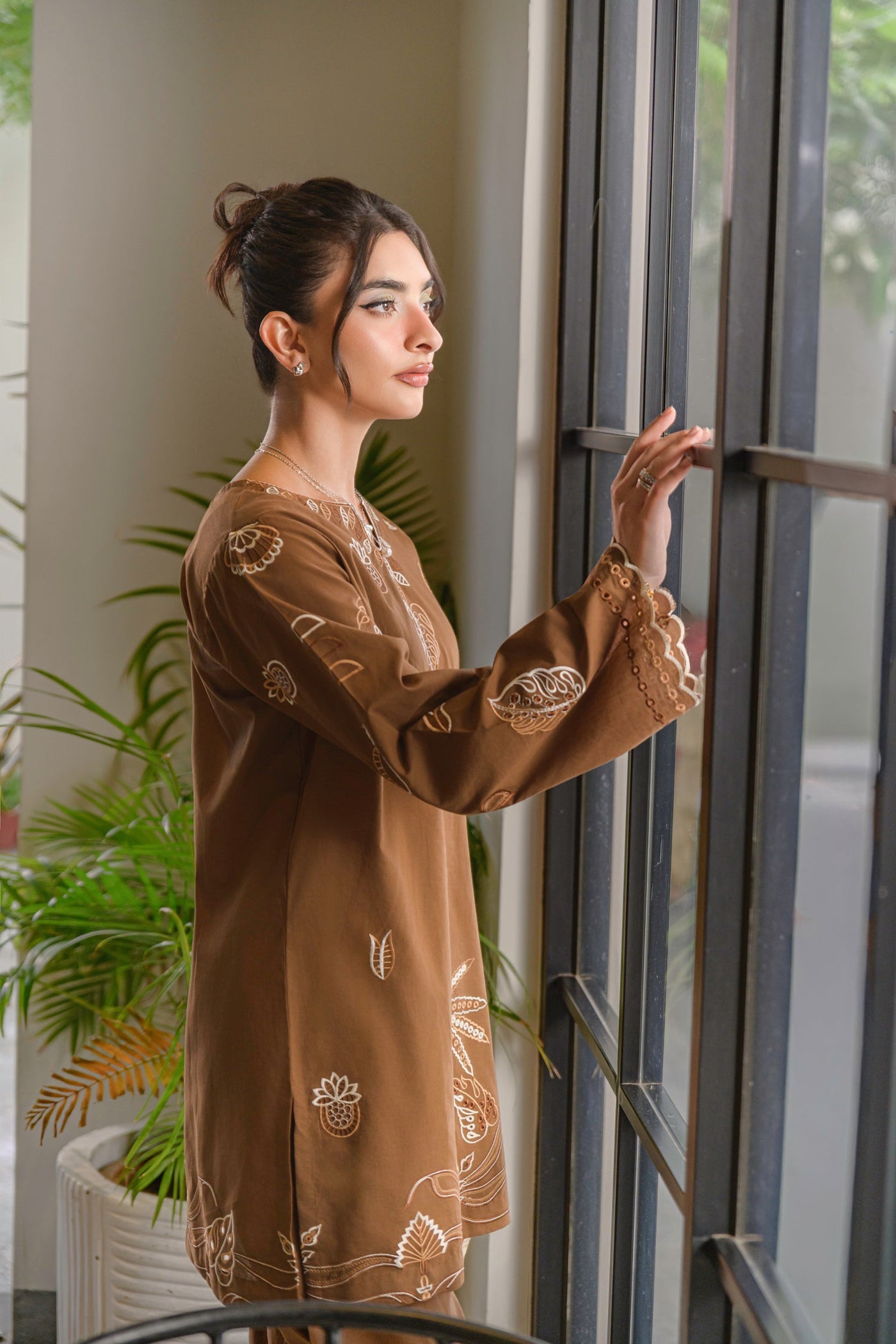 https://cdn.shopify.com/s/files/1/0645/9568/9628/files/DSC_2649_92e0c60d-3b77-435e-8b59-e147f5e25f53.jpg?v=1757939495