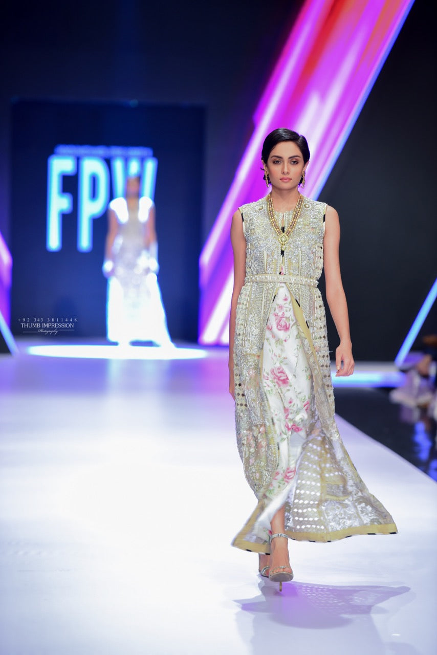 Seril Dupatta