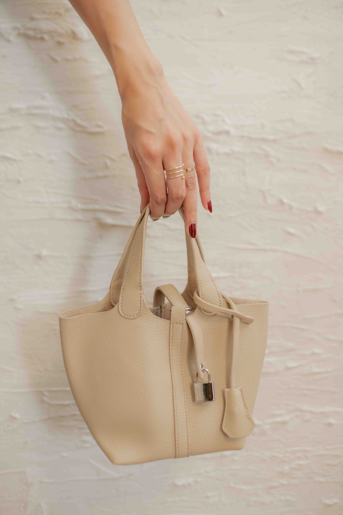 Zurich Bucket Beige Bag