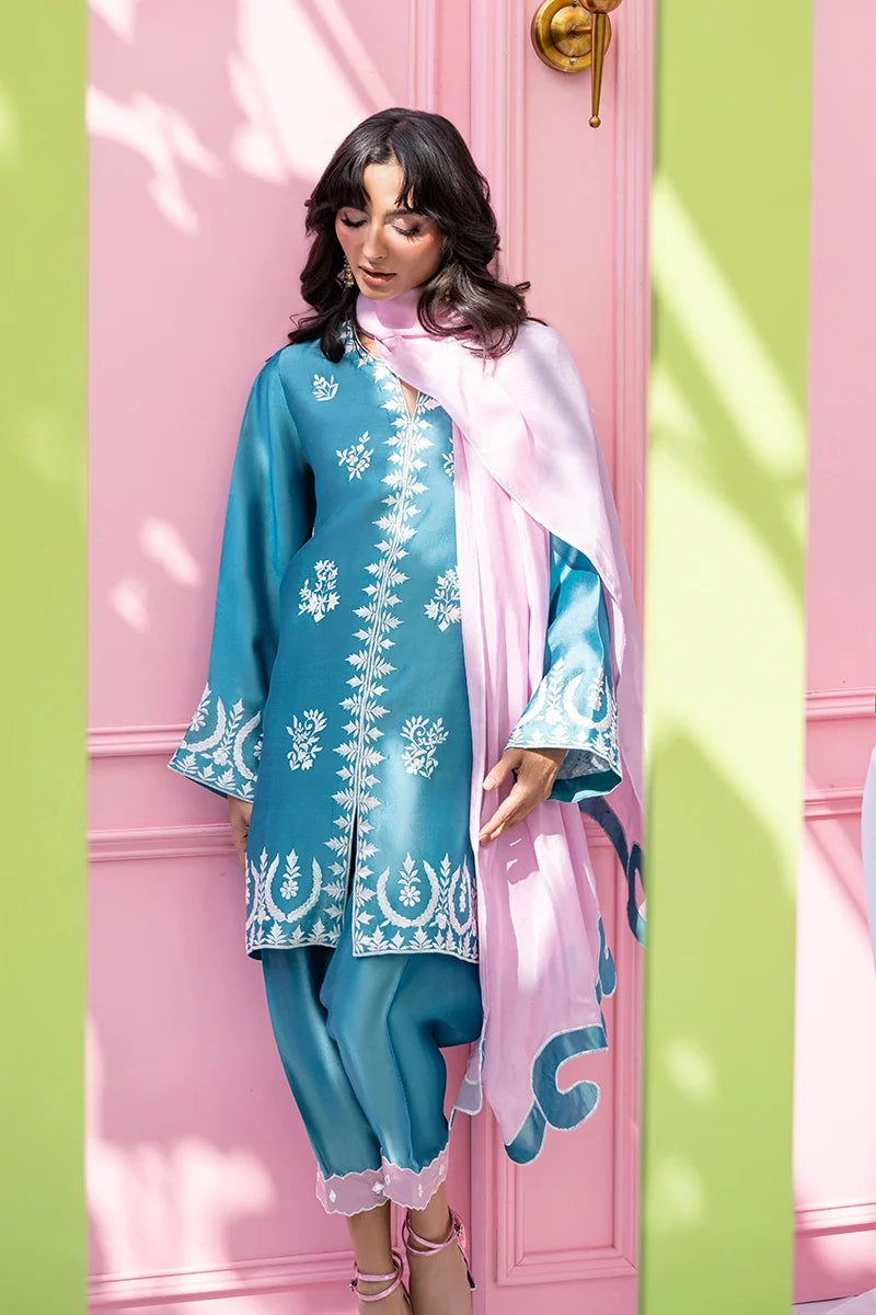 Seafoam Grace