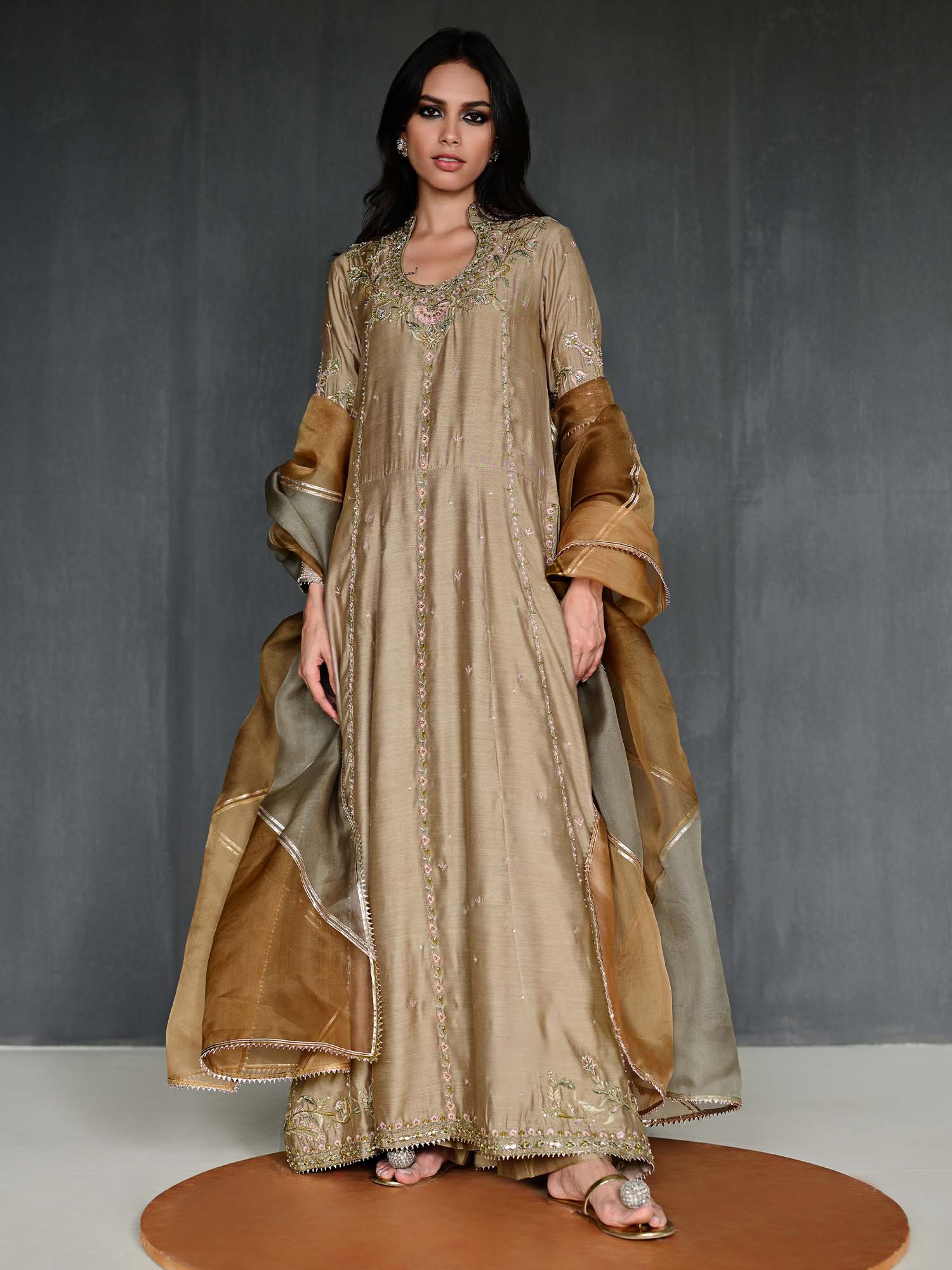 DROP WAIST, IZAAR & DUPATTAdrop-waist-izaar-dupatta