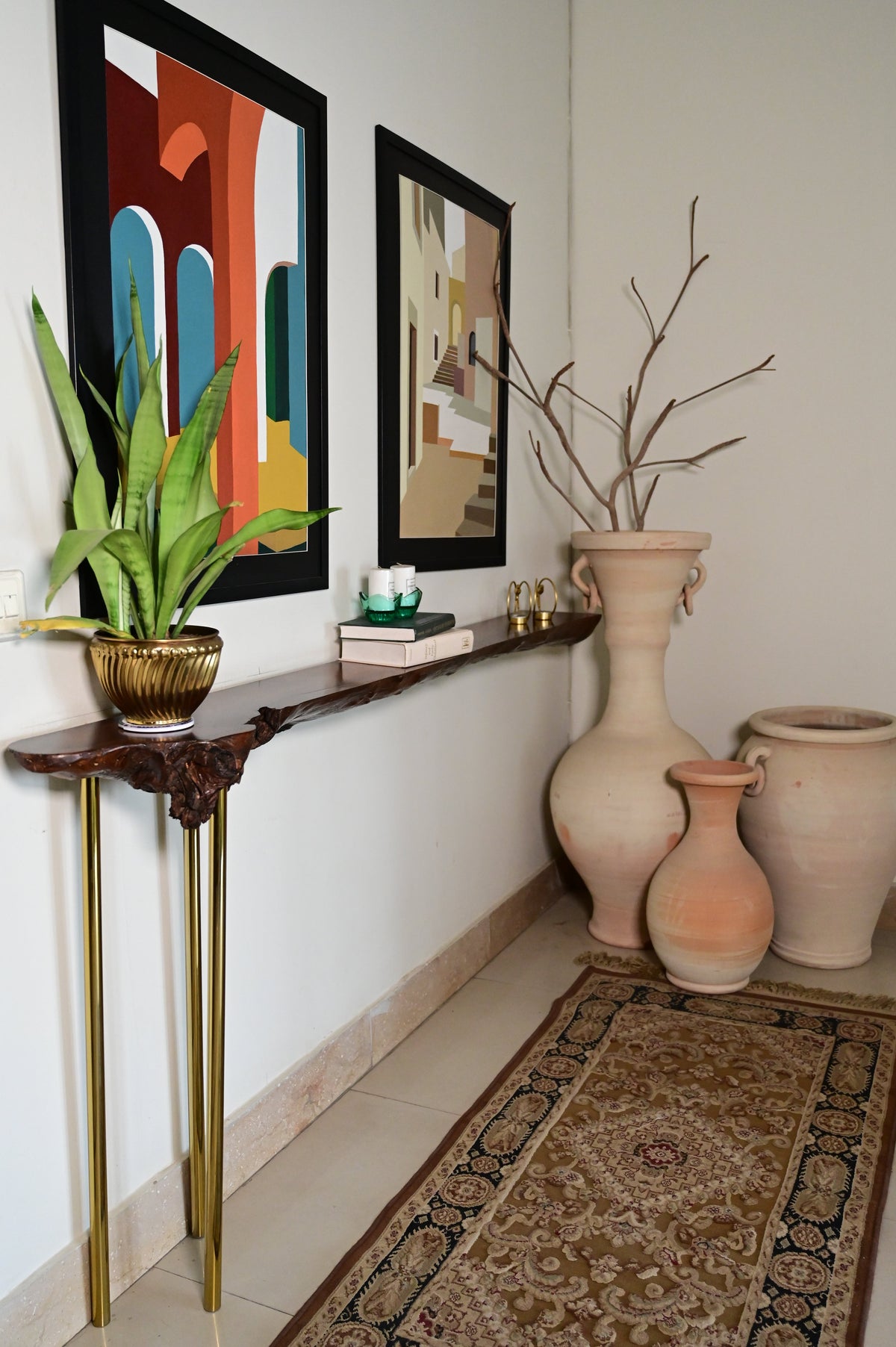 Hanging Console 2109