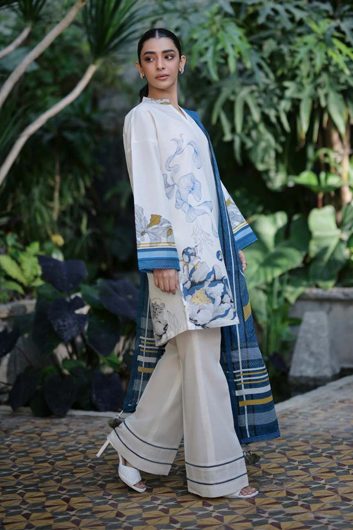 Paste Printed Lawn 3 Piece