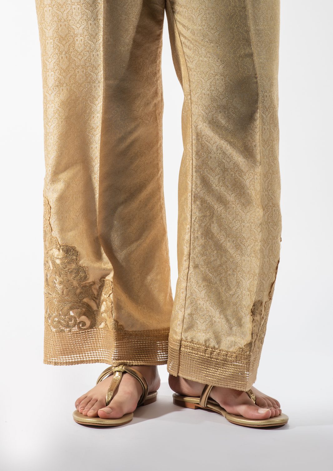 https://cdn.shopify.com/s/files/1/0587/3080/7460/products/DT-0949-BEIGE-1.jpg?v=1736415856