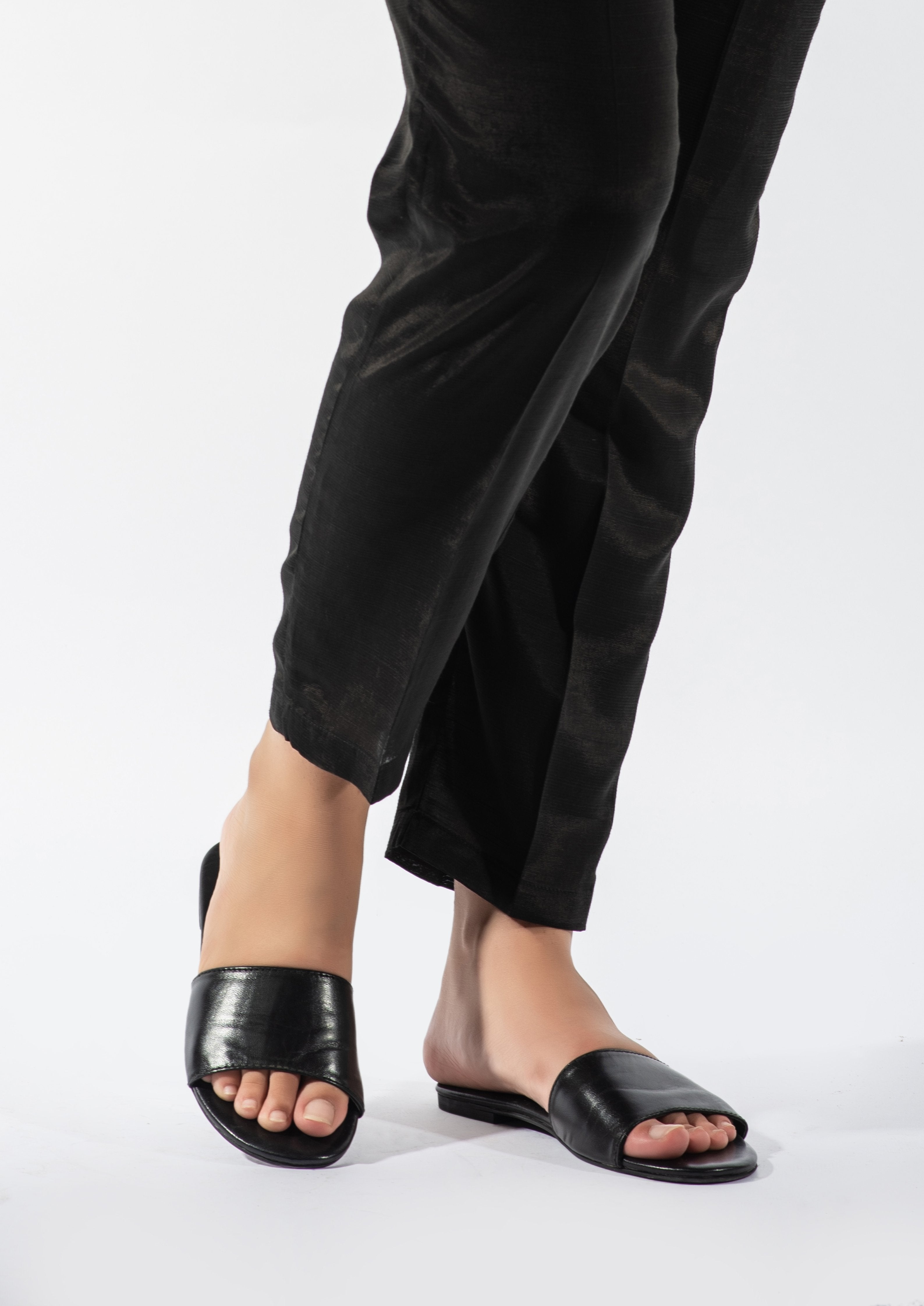 https://cdn.shopify.com/s/files/1/0587/3080/7460/products/DT-1000-BLACK-1.jpg?v=1736415851