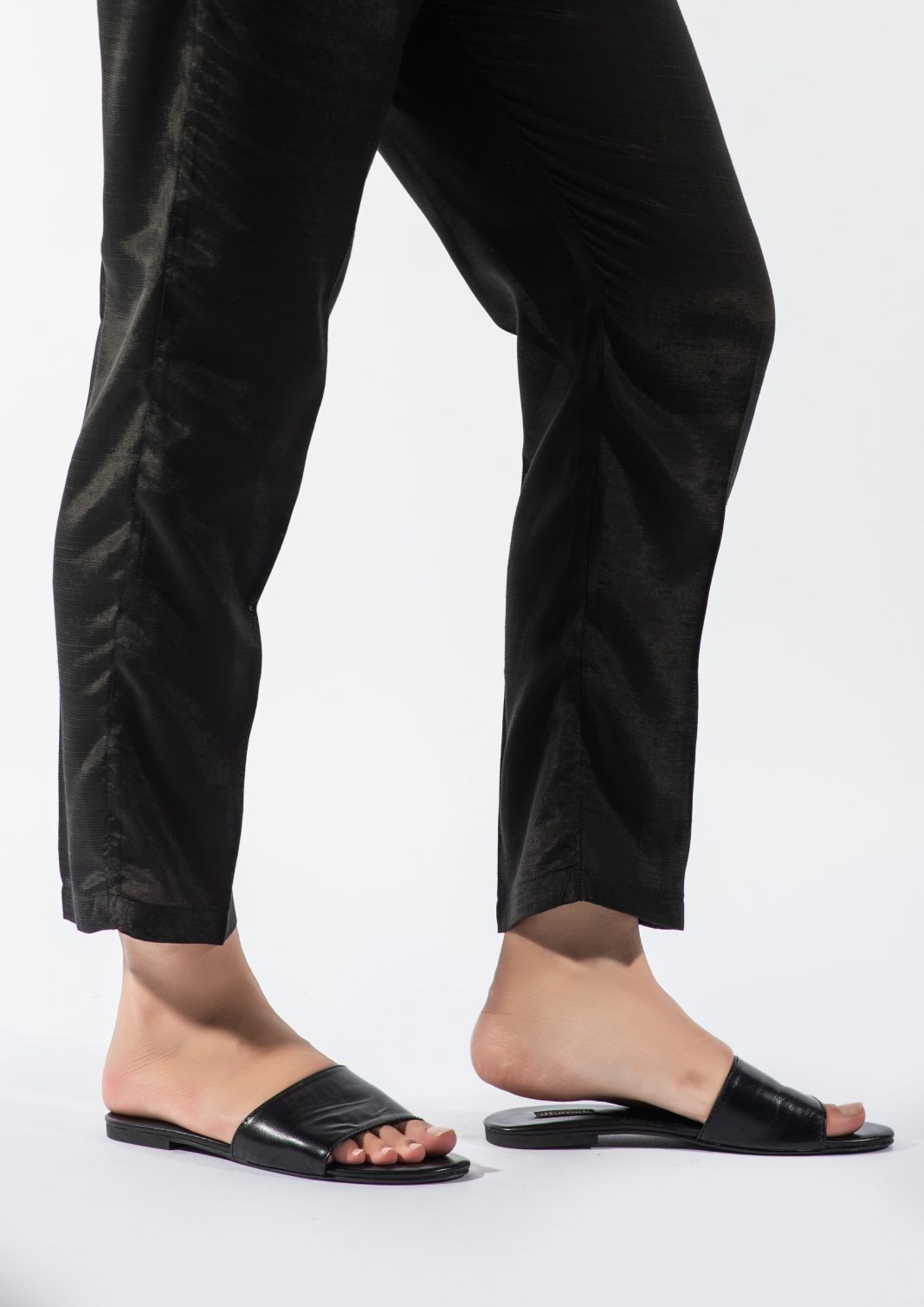 https://cdn.shopify.com/s/files/1/0587/3080/7460/products/DT-1000-BLACK-2.jpg?v=1736415851