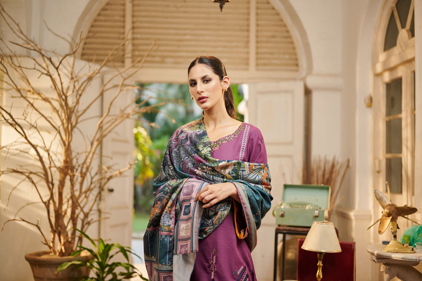 Plain chiffon dupatta with trimming