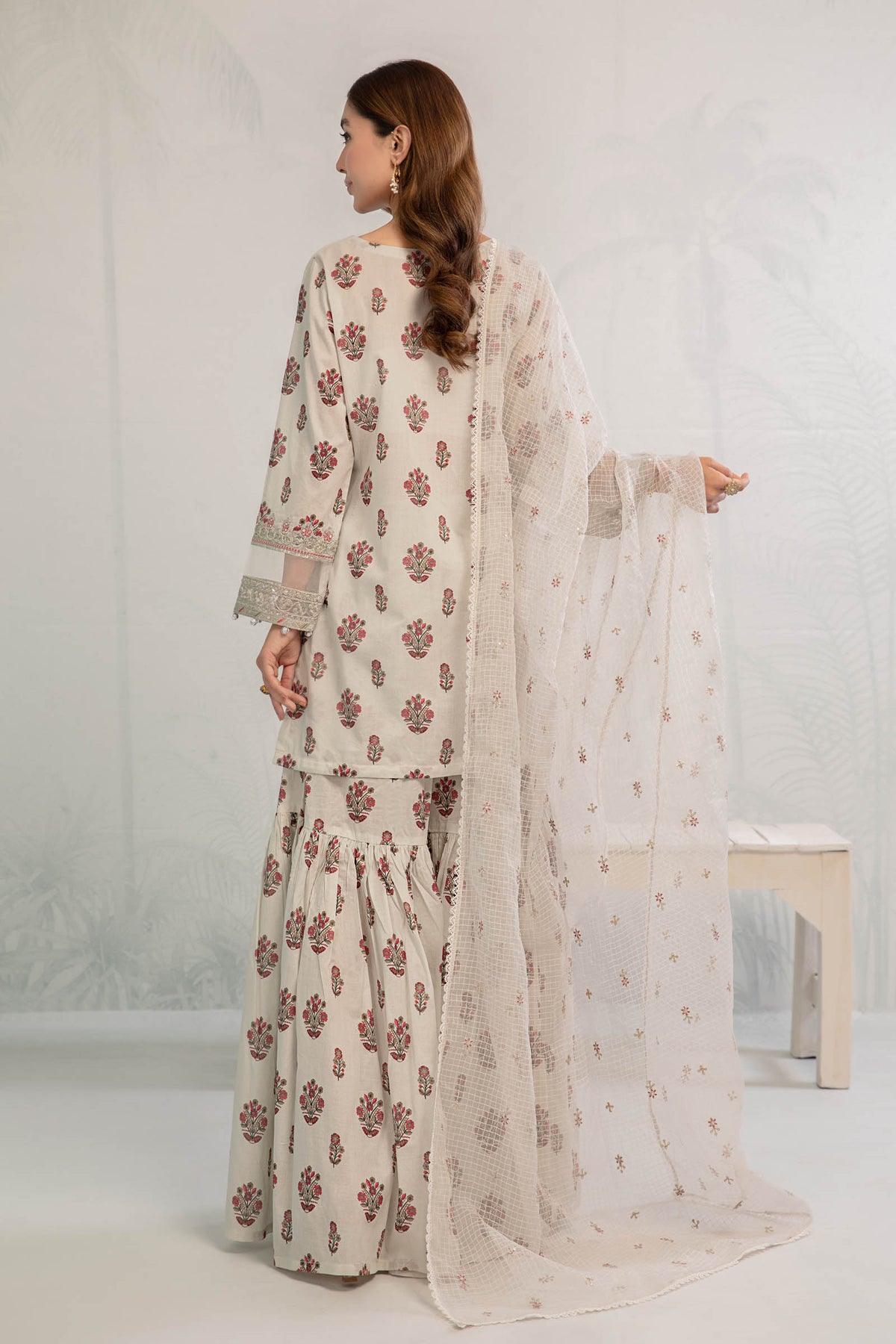 3 Piece Embroidered Lawn Suit