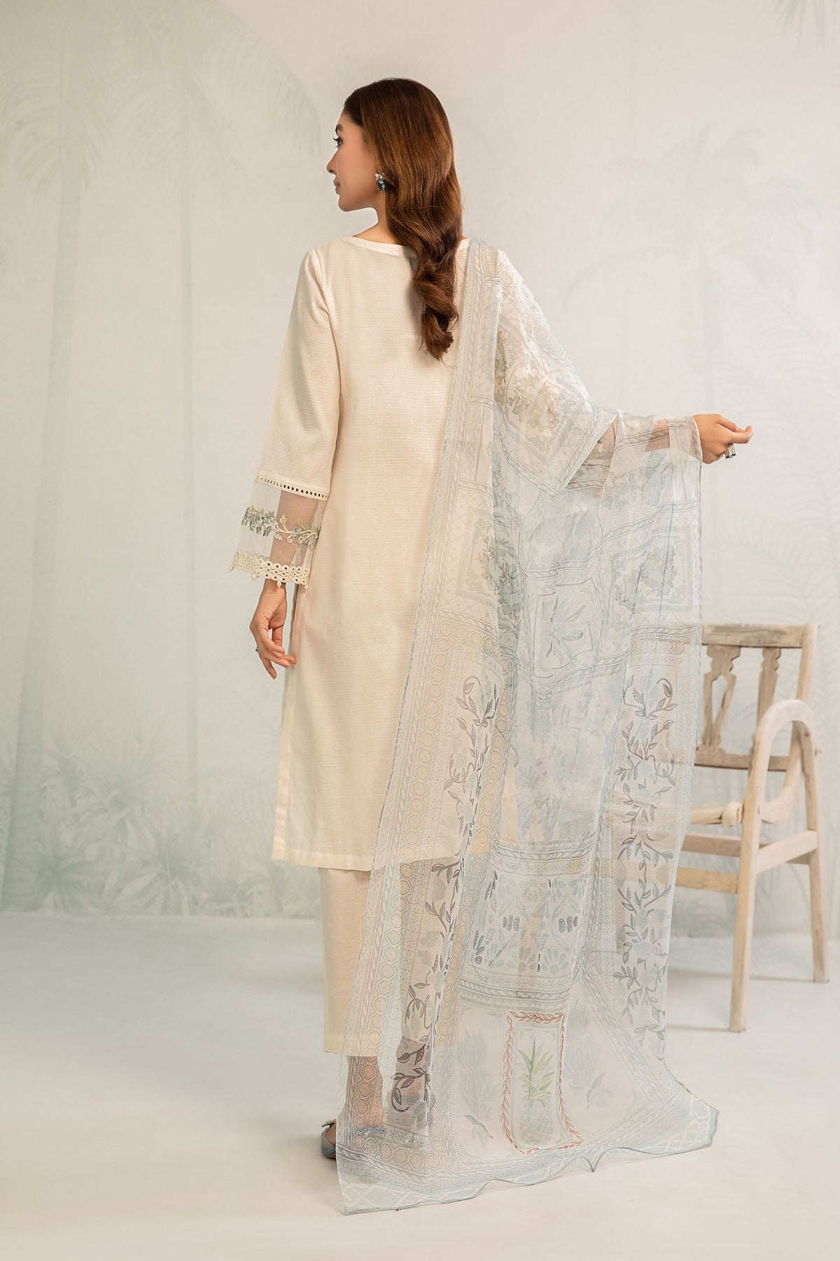 Suit White DW-EA23-91