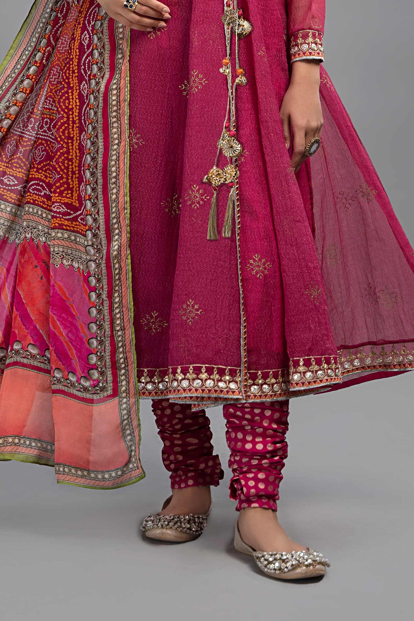 https://cdn.shopify.com/s/files/1/0620/8788/9062/files/DW-EF23-59-Pinke.jpg?v=1768823934