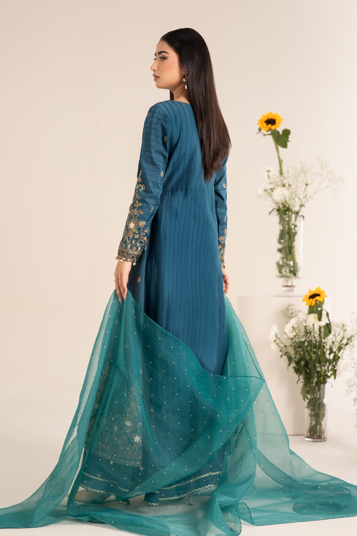 3 Piece Embroidered Lawn Suit