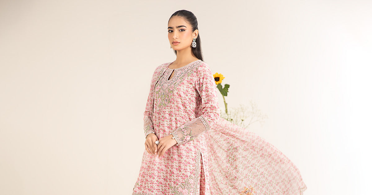 3 Piece Embroidered Lawn Suit
