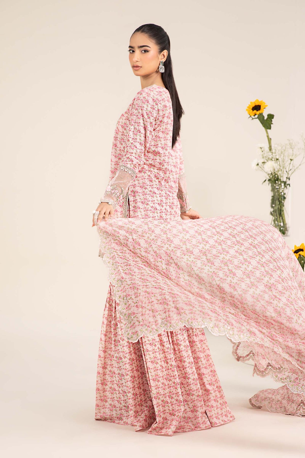 3 Piece Embroidered Lawn Suit