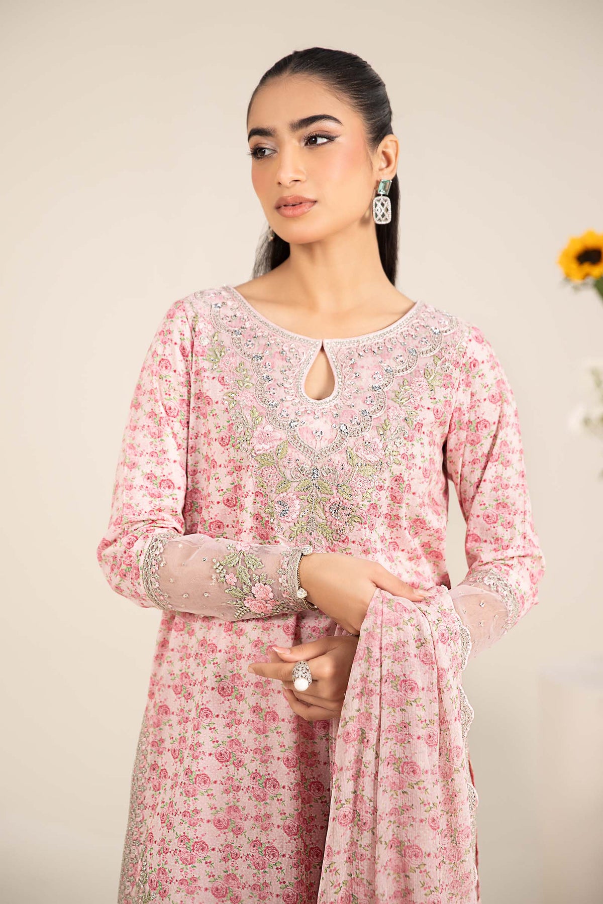 3 Piece Embroidered Lawn Suit