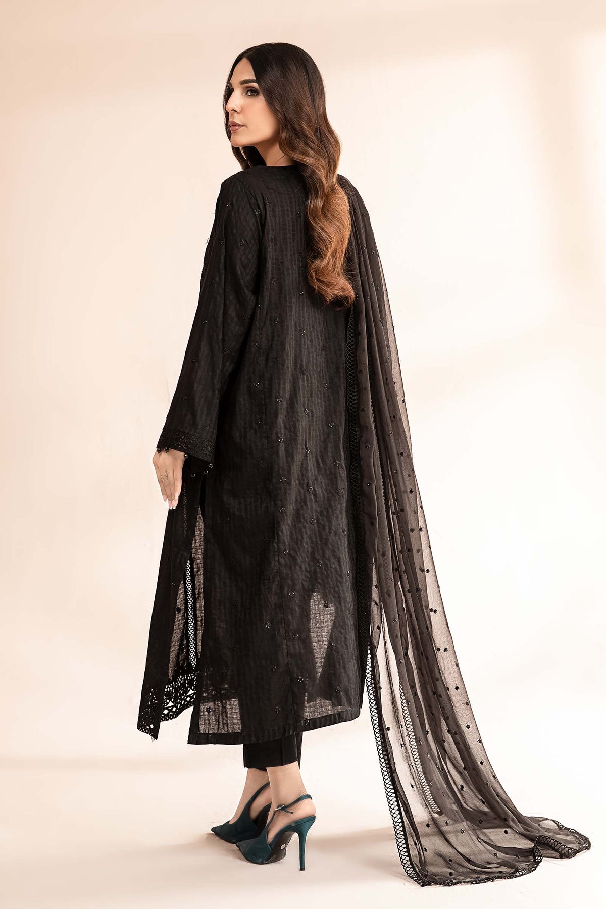 3 Piece Embroidered Lawn Suit