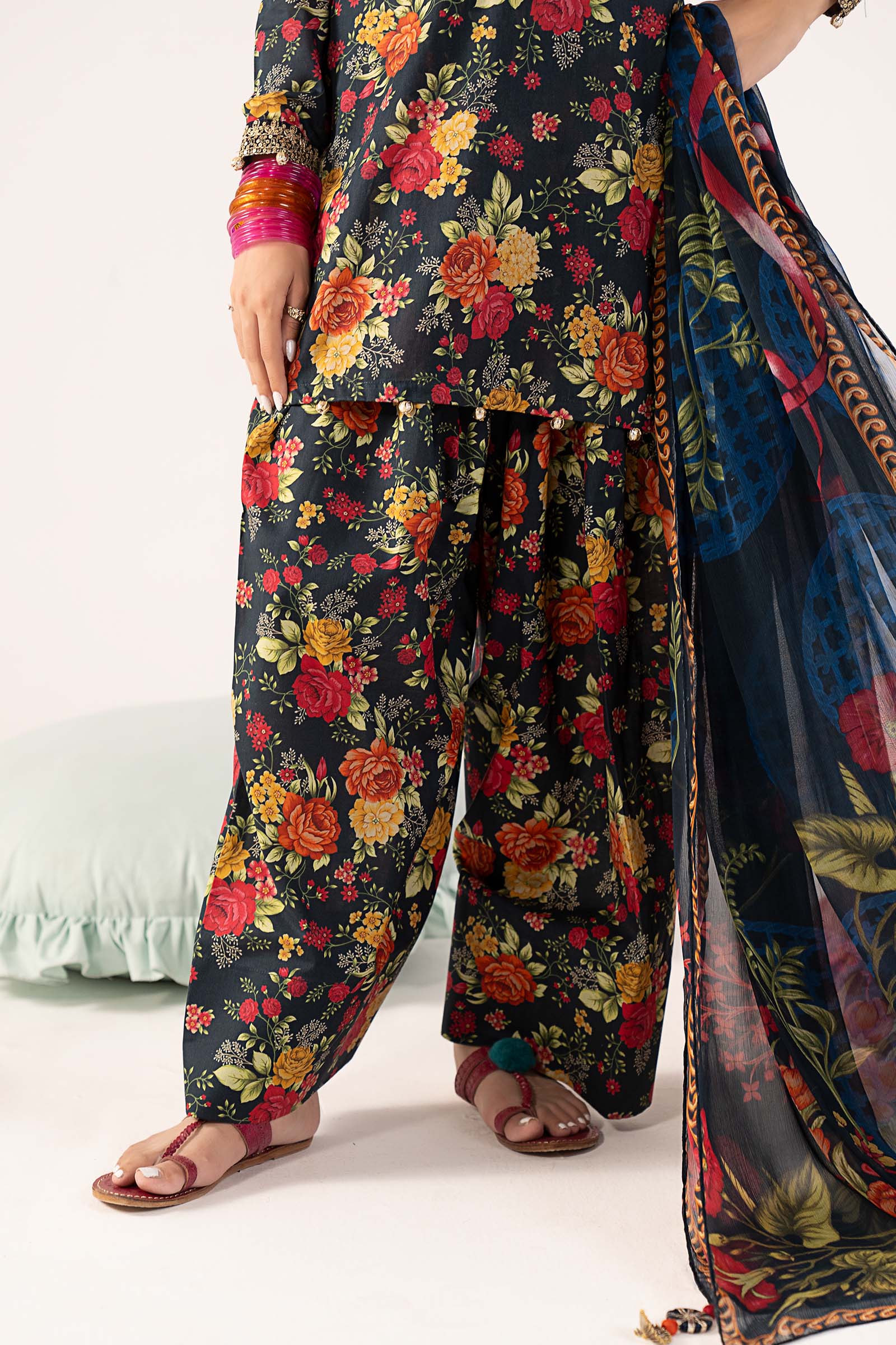 3 Piece Embroidered Lawn Suit