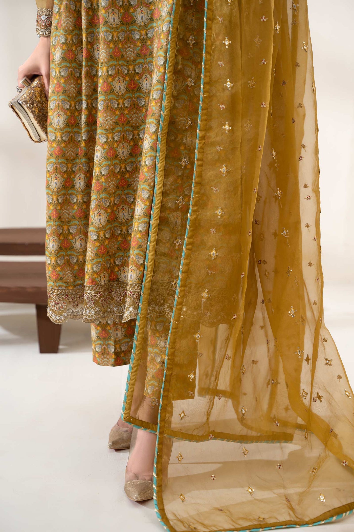 Suit Yellow Dw-W23-38