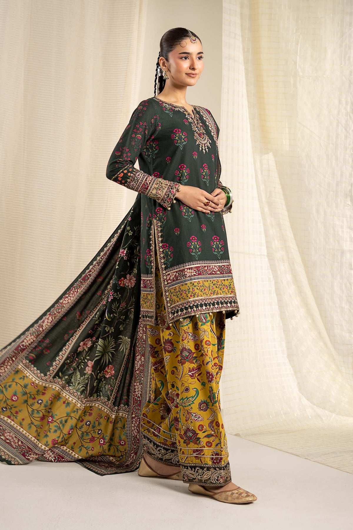 3 Piece Embroidered Khaddar Suit