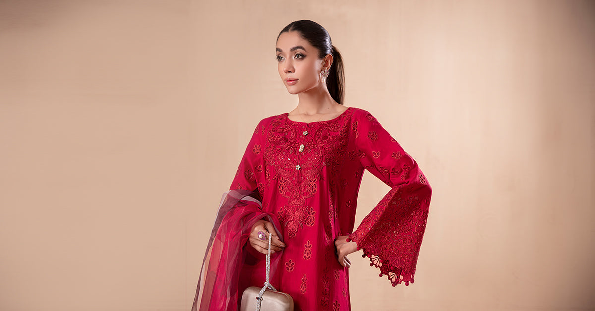 3 Piece Embroidered Lawn Suit