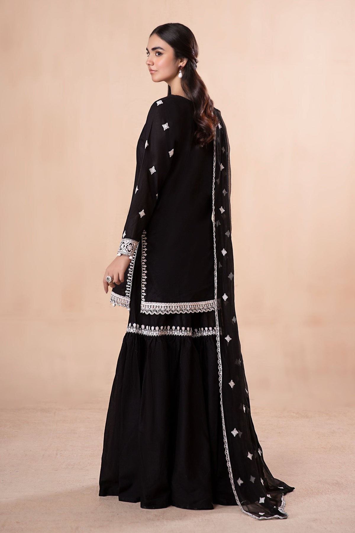 3 Piece Embroidered Lawn Suit