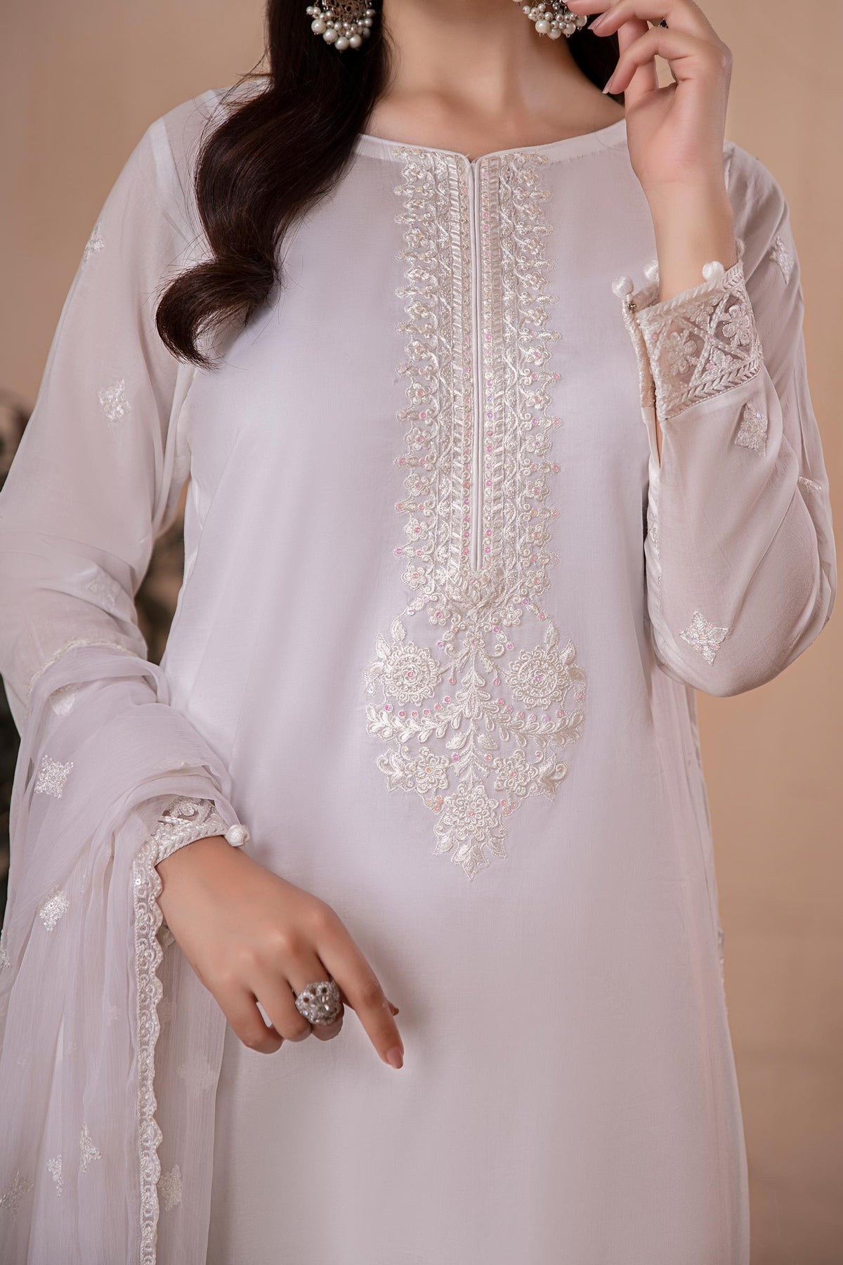 3 Piece Embroidered Lawn Suit