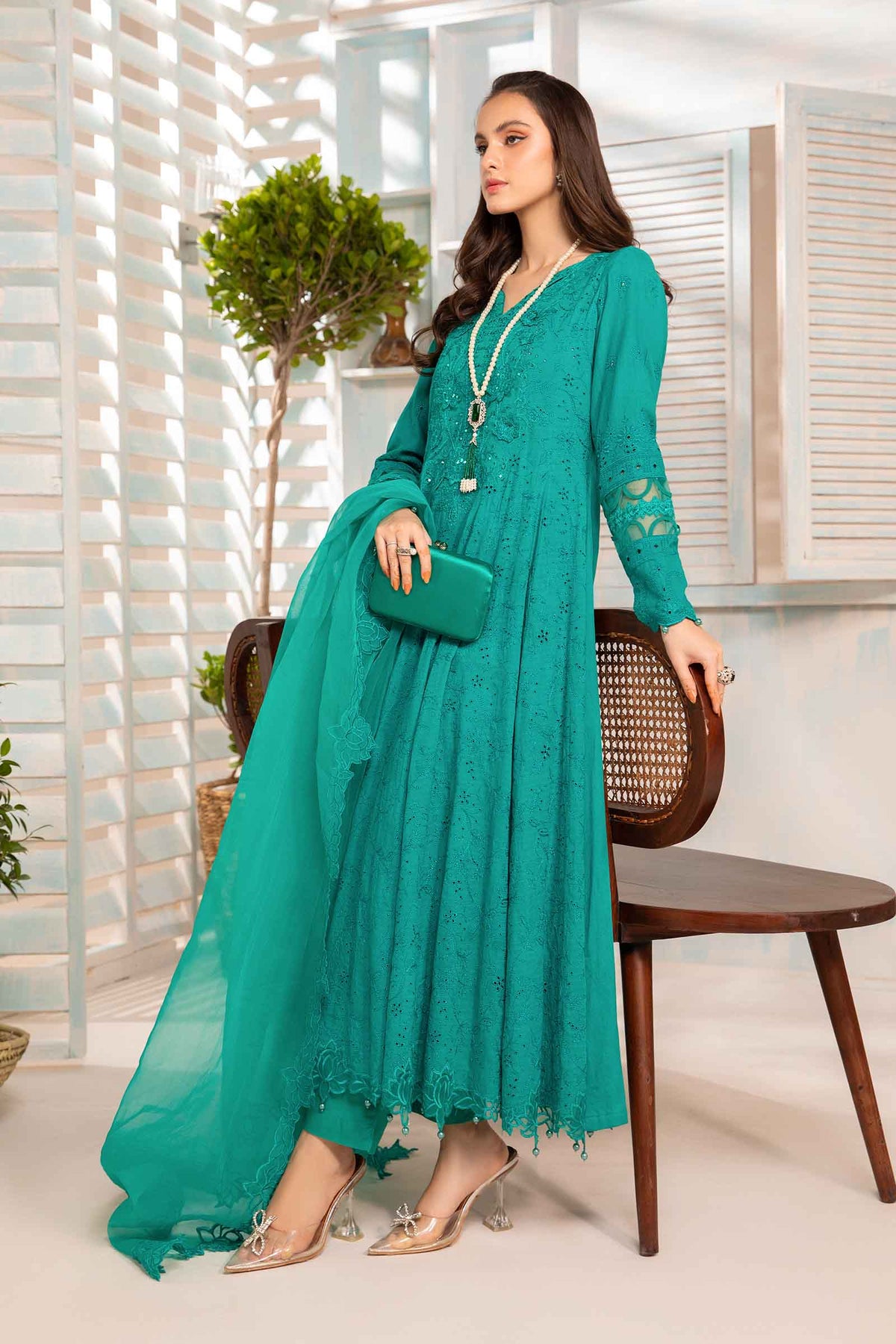 3 Piece Embroidered Lawn Suit