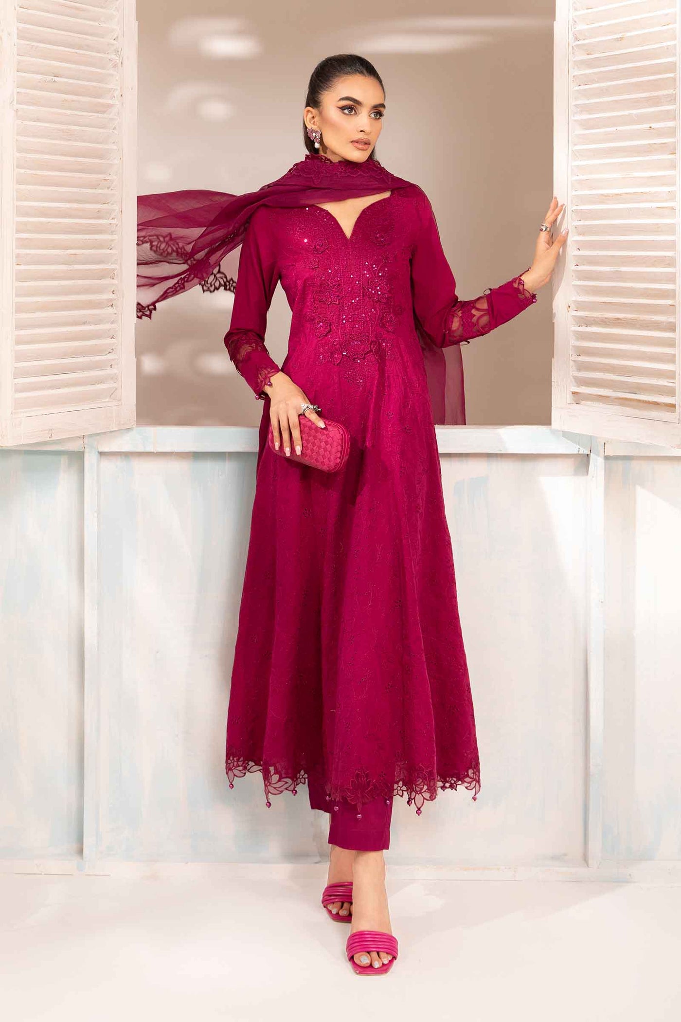 3 Piece Embroidered Lawn Suit