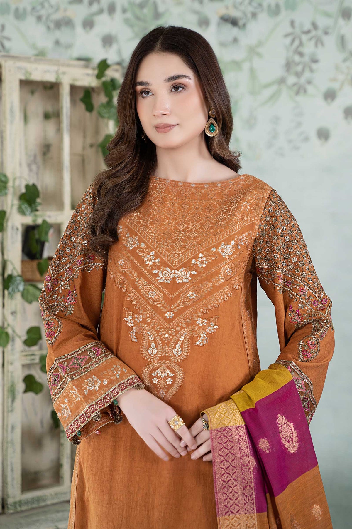 3 Piece Dyed Jacquard Broshia Suit