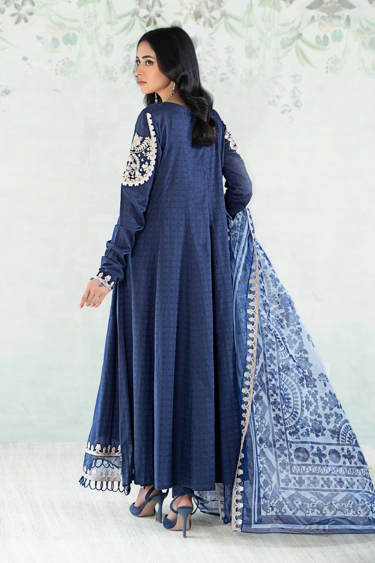 3 Piece Dyed Jacquard Lawn Suit