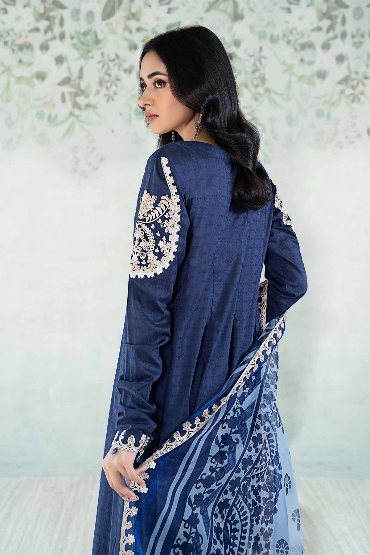 3 Piece Dyed Jacquard Lawn Suit