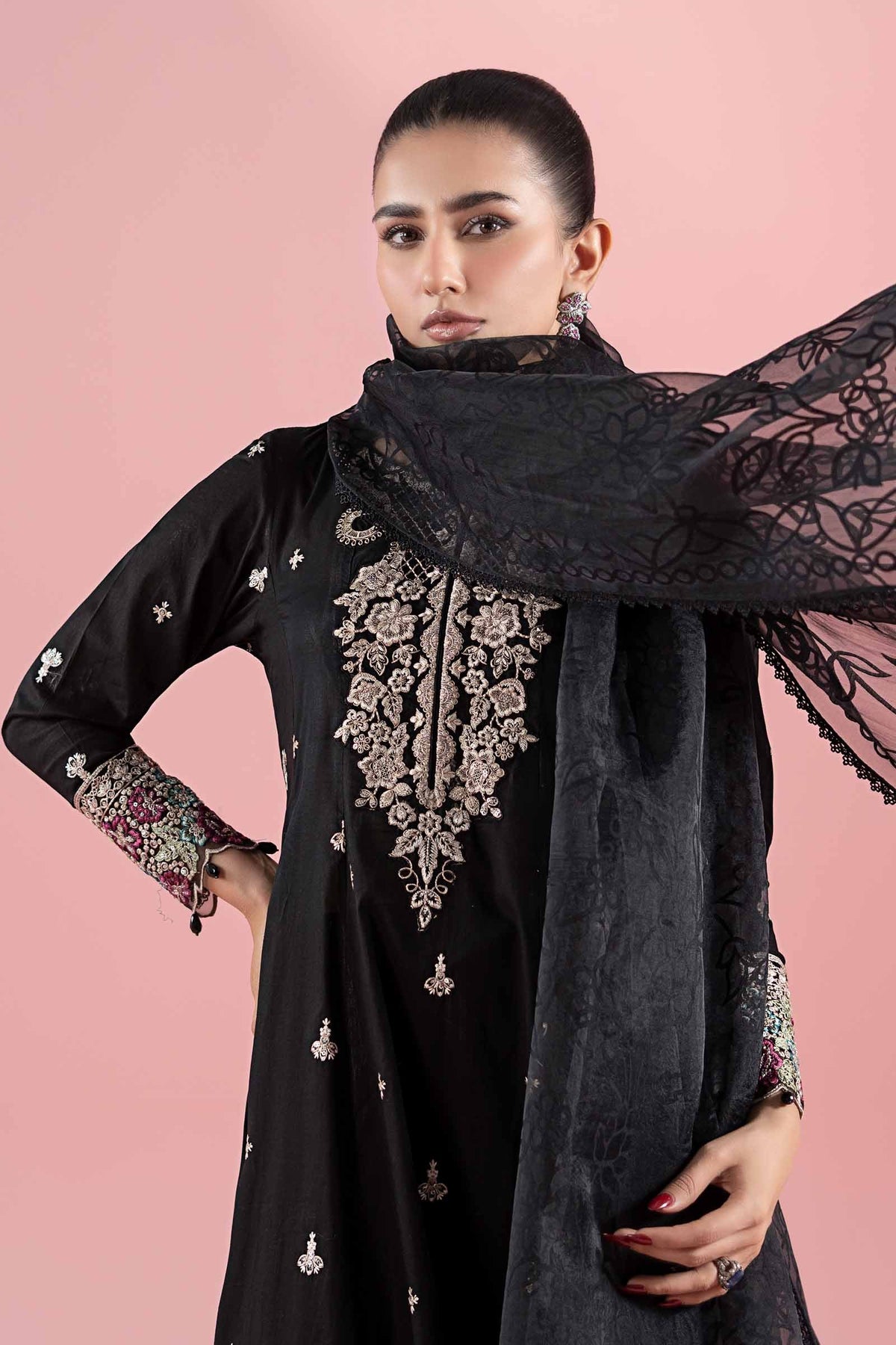 3 Piece Embroidered Lawn Suit