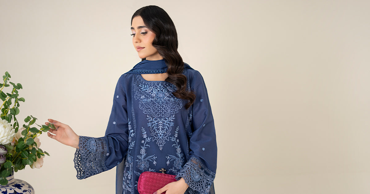 3 Piece Embroidered Lawn Suit