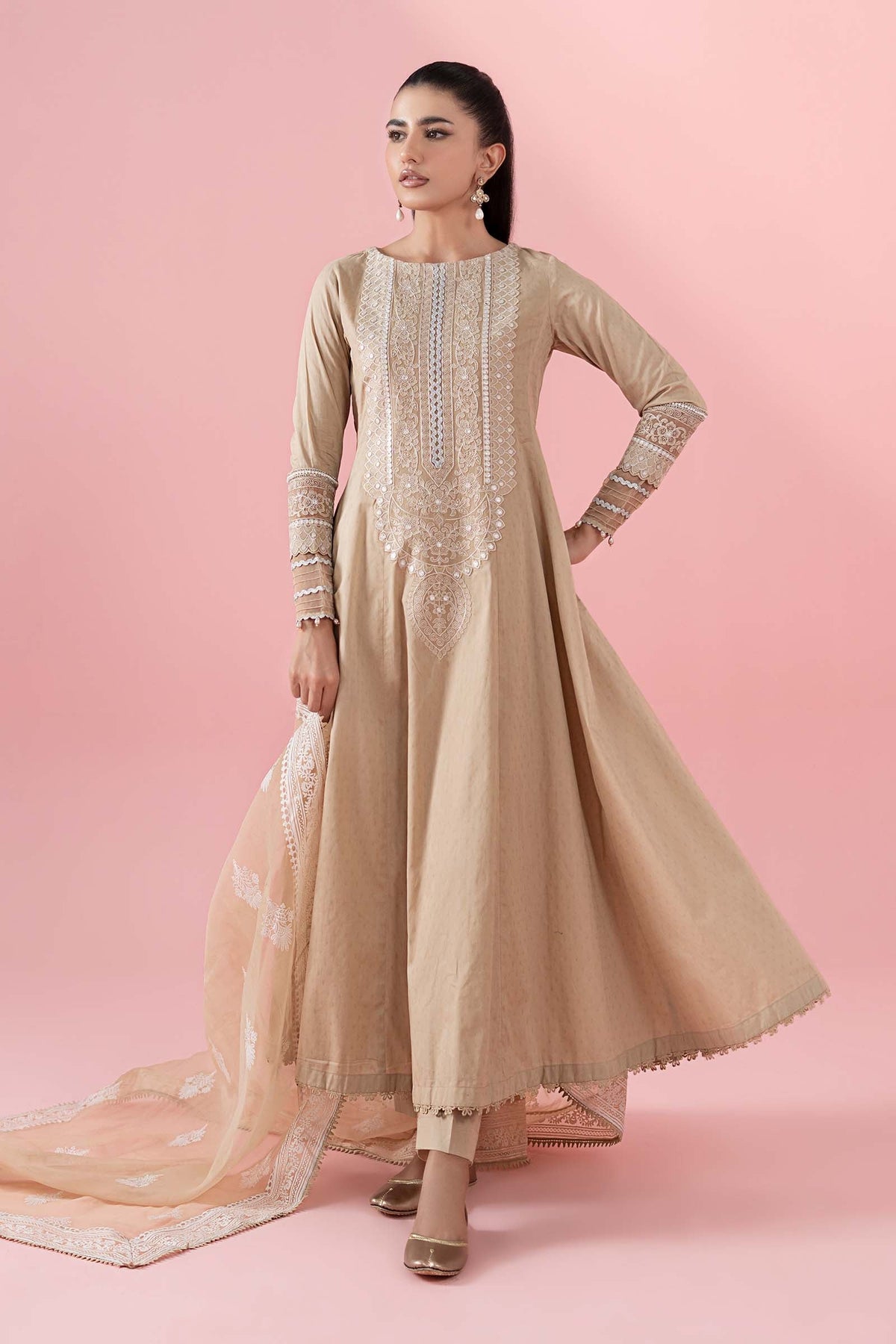 3 Piece Embroidered Lawn Suit