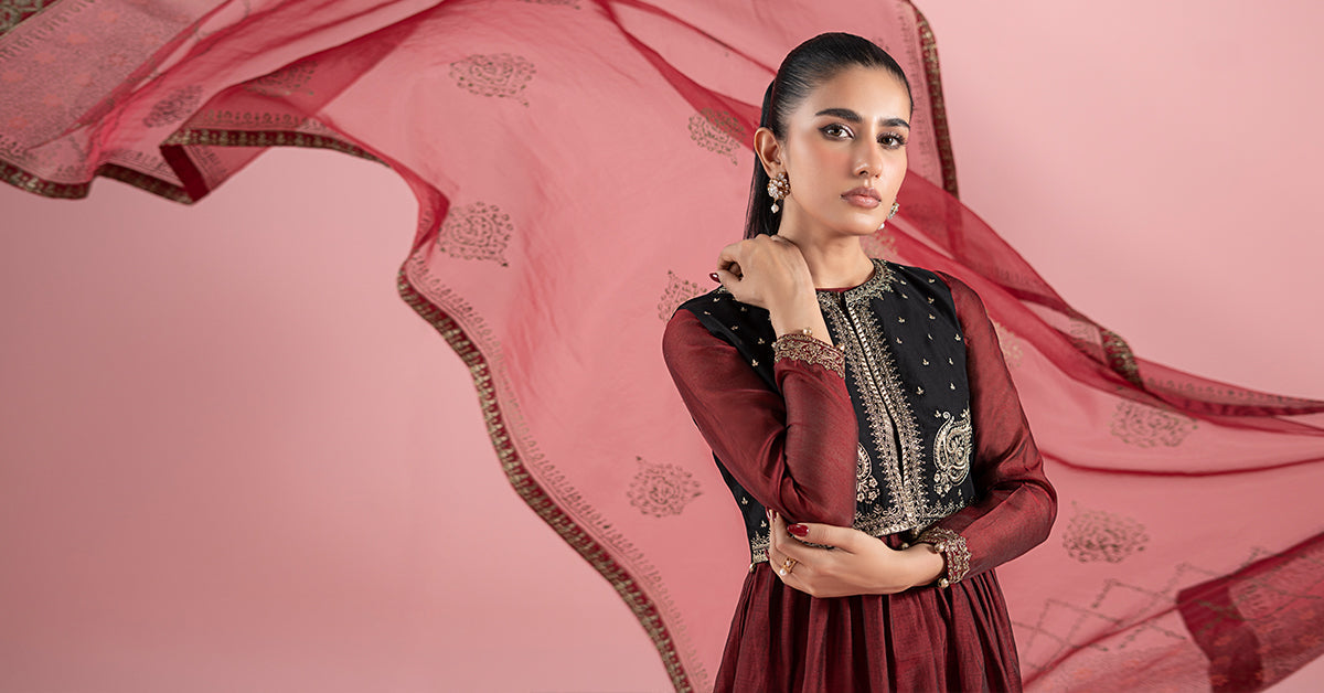 3 Piece Embroidered Paper Cotton Suit