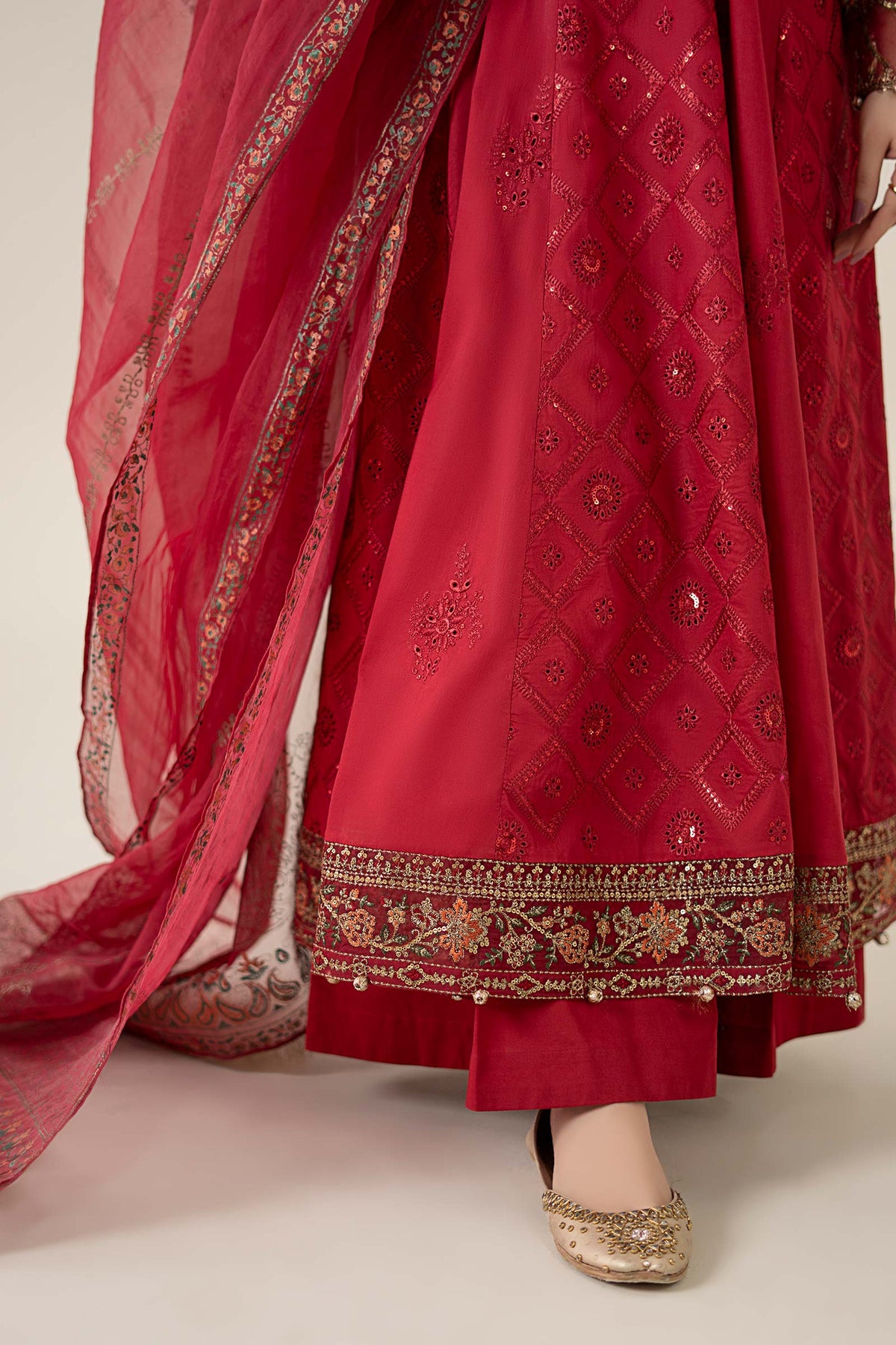 3 Piece Embroidered Lawn Suit