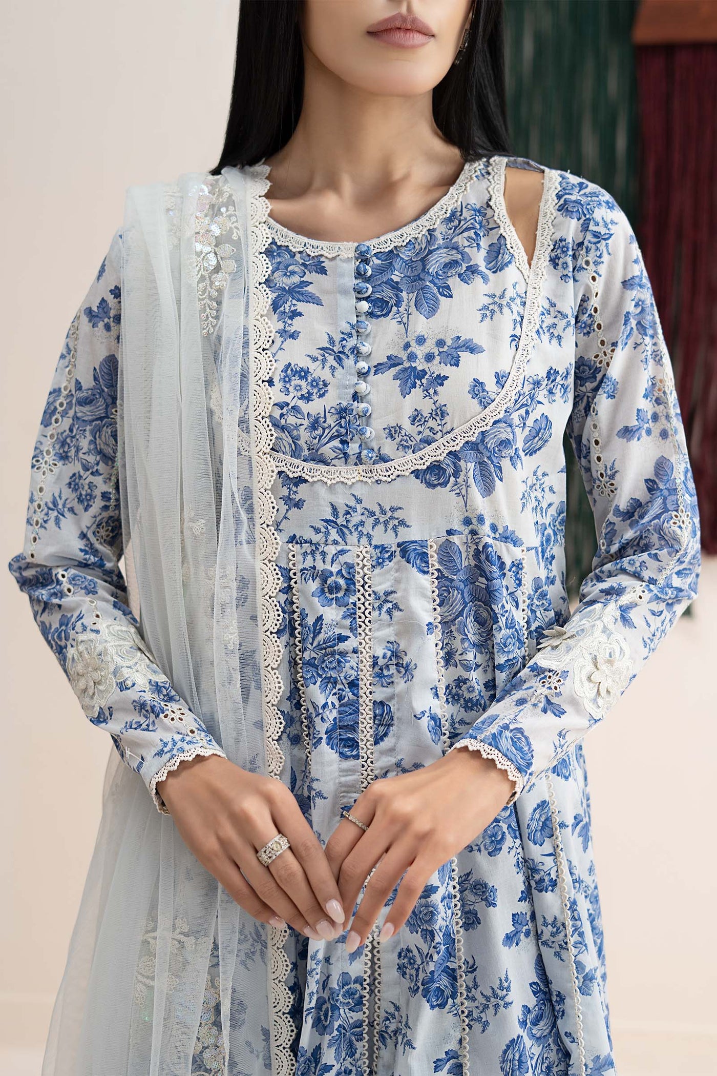 3 Piece Embroidered Lawn Suit