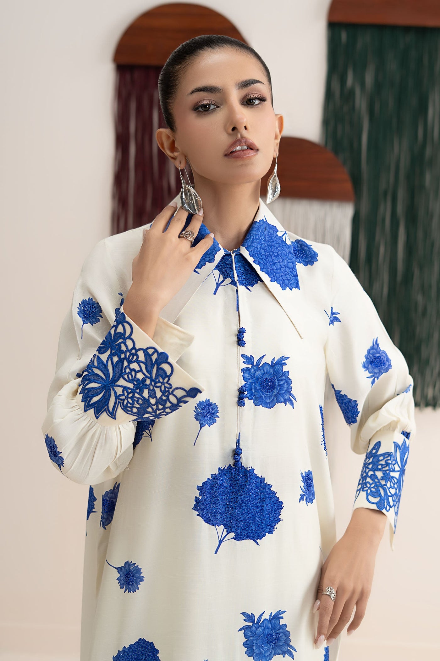 https://cdn.shopify.com/s/files/1/0620/8788/9062/files/DWEA26109Closeup_D.jpg?v=1777719477