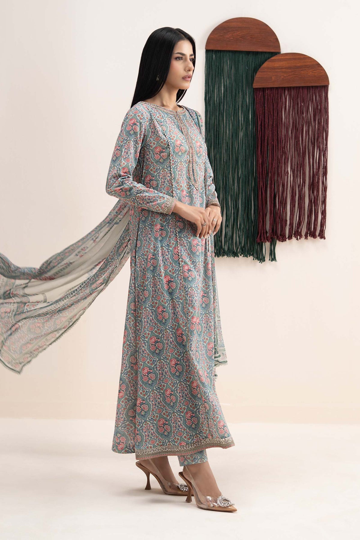 3 Piece Embroidered Lawn Suit - DW26111-ESM-BEG