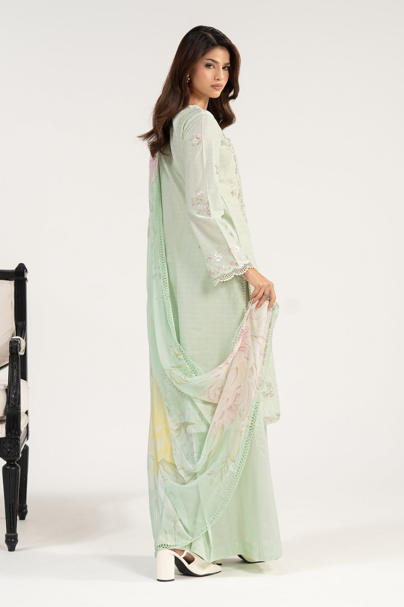 3 Piece Embroidered Dobby Jacquard Suit