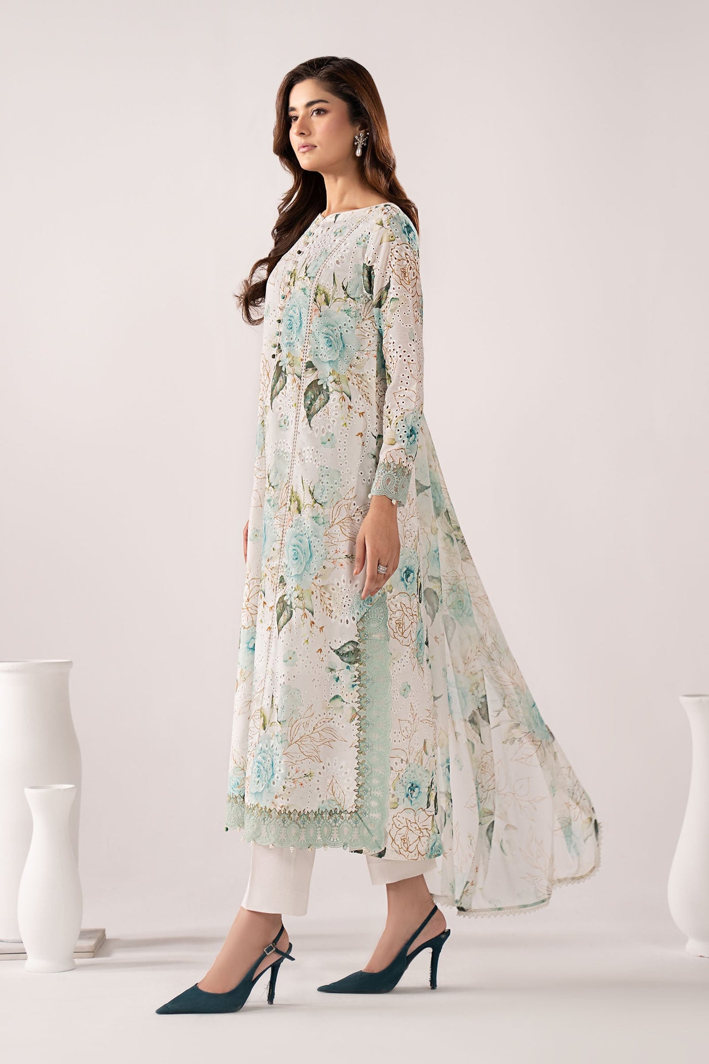 3 Piece Embroidered Lawn Suit