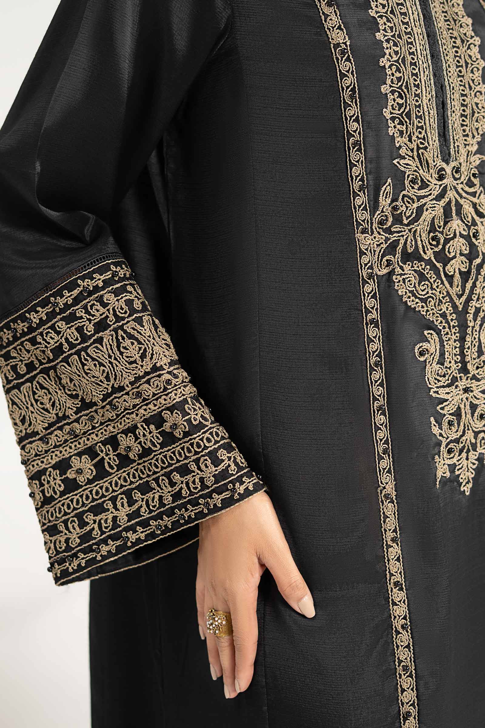 https://cdn.shopify.com/s/files/1/0620/8788/9062/files/DWEA2639BlackCloseup_I.jpg?v=1780660201