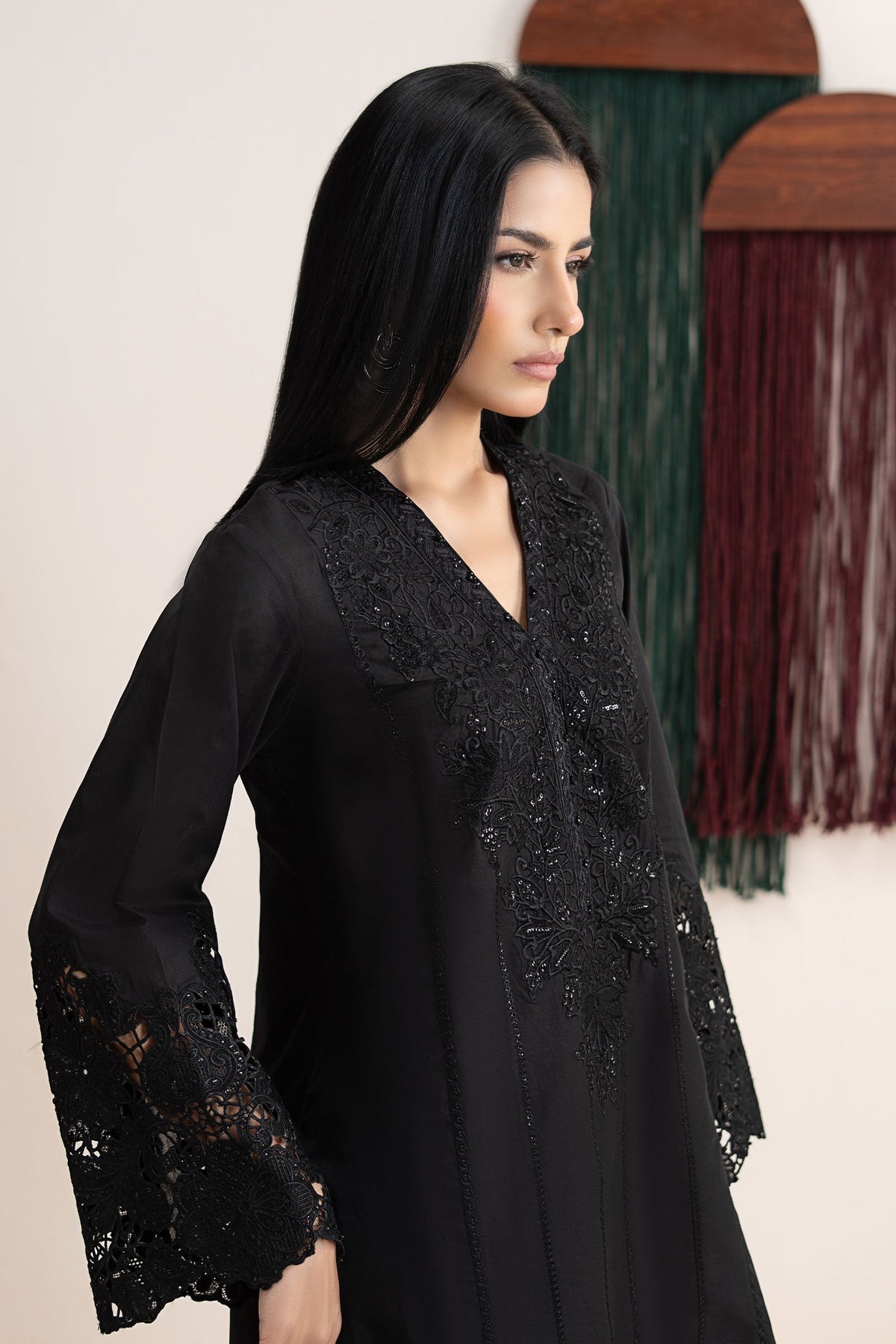 3 Piece Embroidered Lawn Suit - DWA2663-ESM-BLK