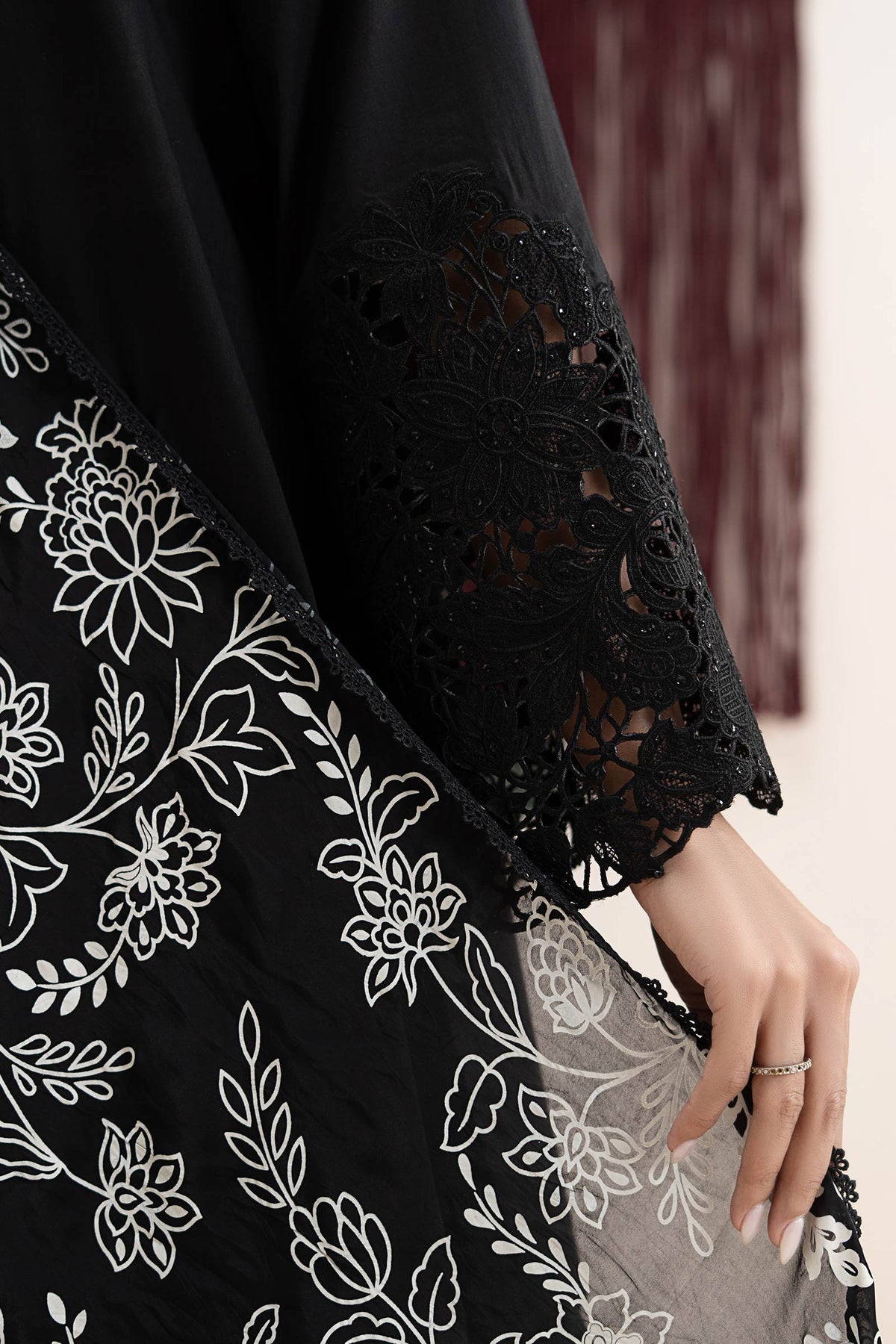 3 Piece Embroidered Lawn Suit - DWA2663-ESM-BLK
