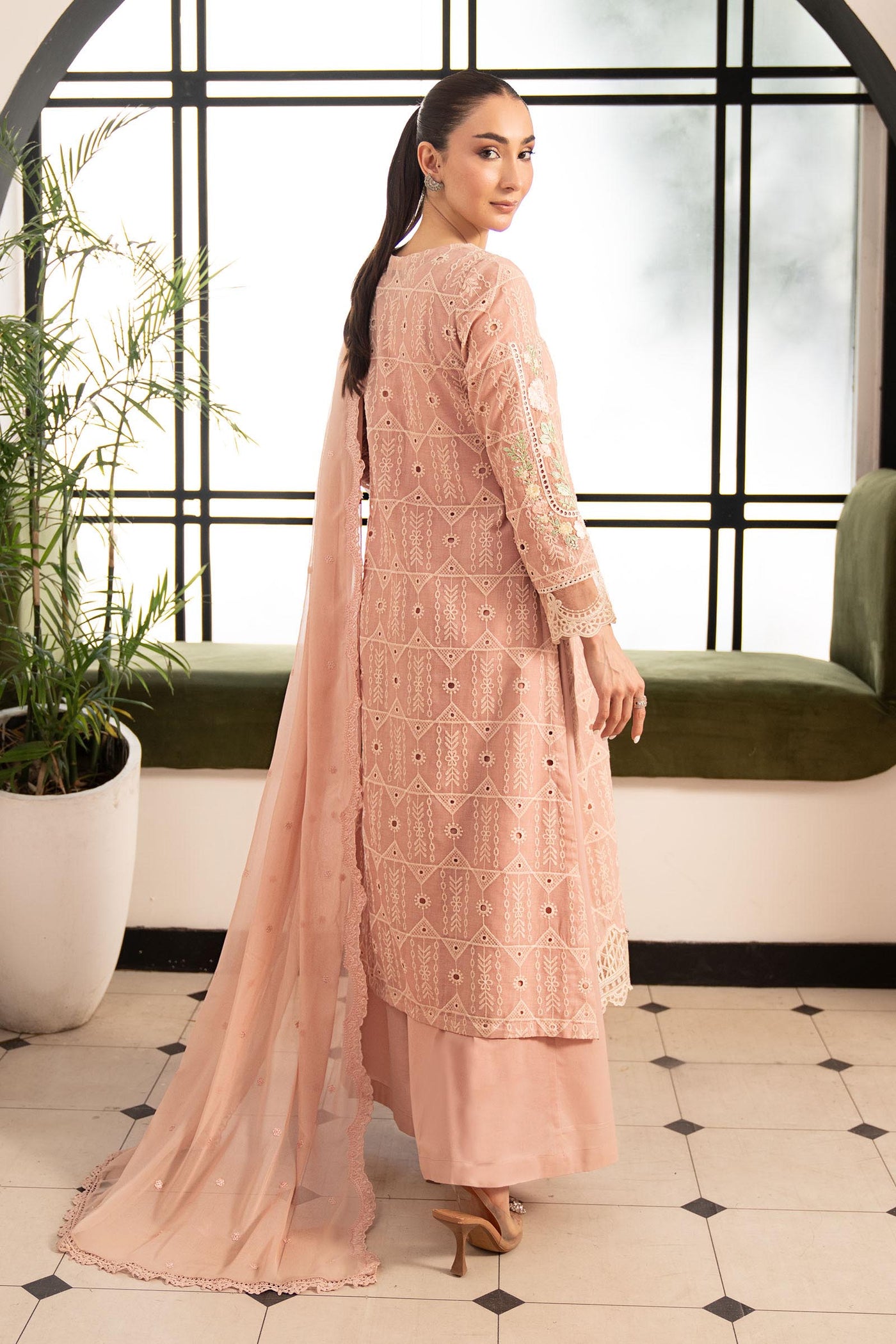 3 Piece Embroidered Lawn Suit