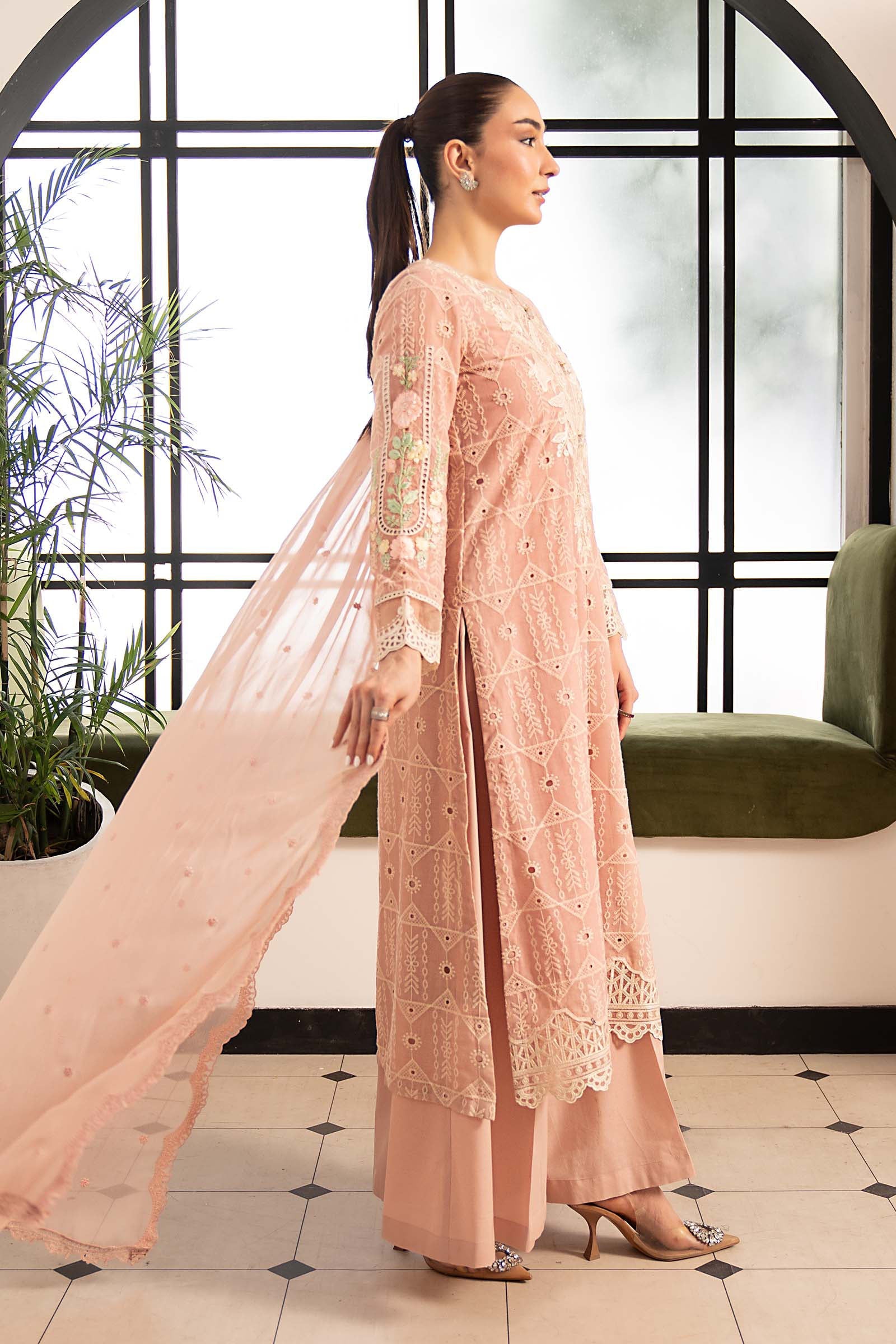 3 Piece Embroidered Lawn Suit