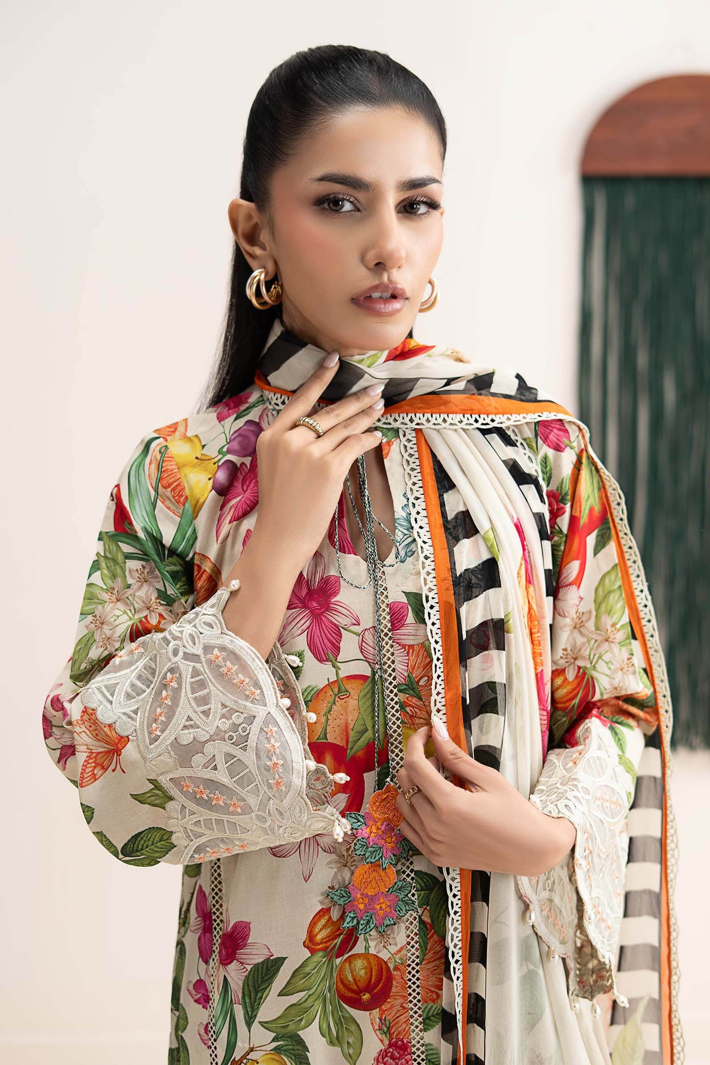 3 Piece Embroidered Lawn Suit