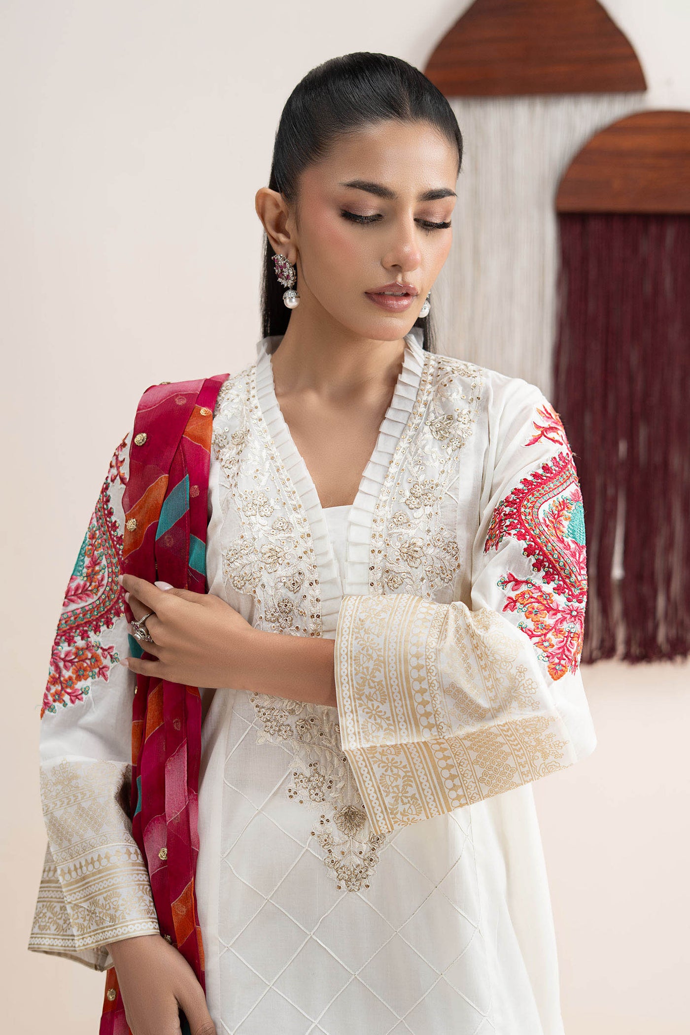 3 Piece Embroidered Lawn Suit